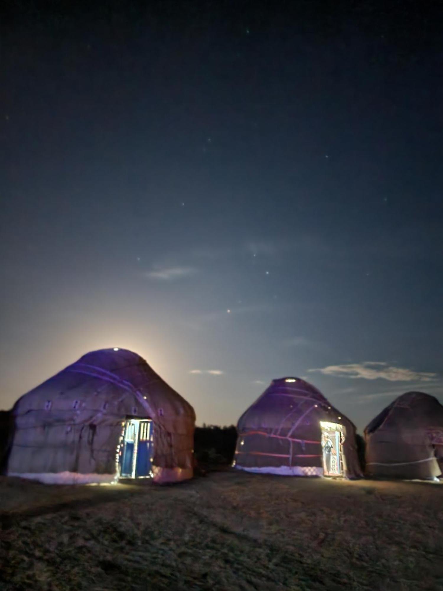 Hotel Authentic Uzbek Yurt Camp Eco-Friendly Nurota Exterior foto