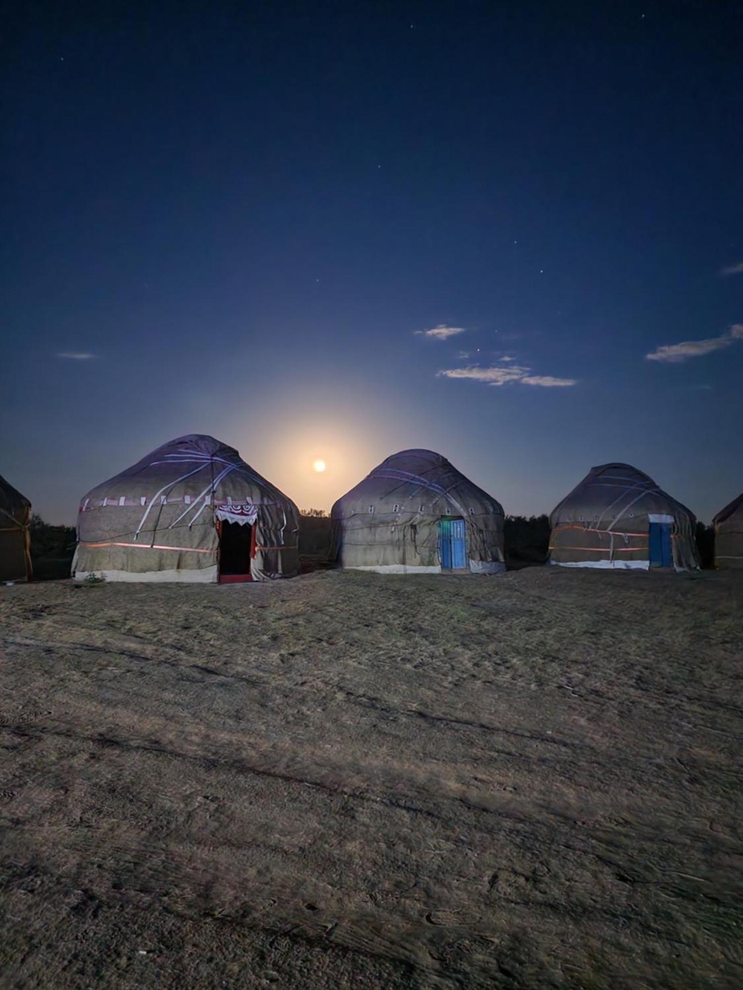 Hotel Authentic Uzbek Yurt Camp Eco-Friendly Nurota Exterior foto